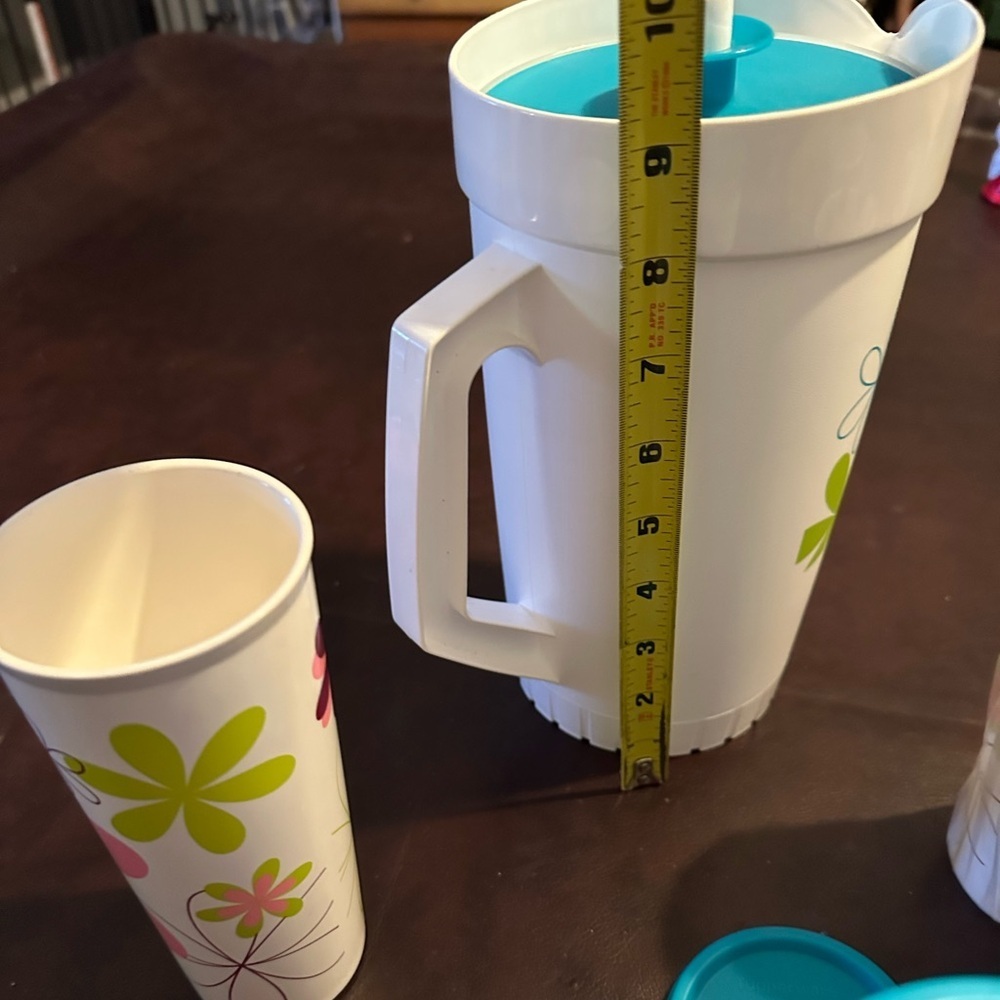 Daisy Tupperware set - Picture 4 of 10